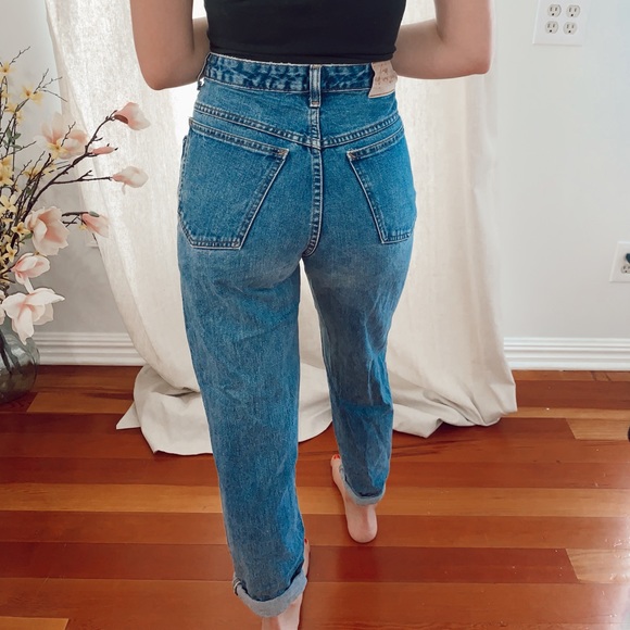 thrifted mom jeans - Picture 2 of 2